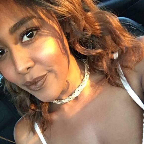 Meet your Posher, Bri - Picture 1 of 1